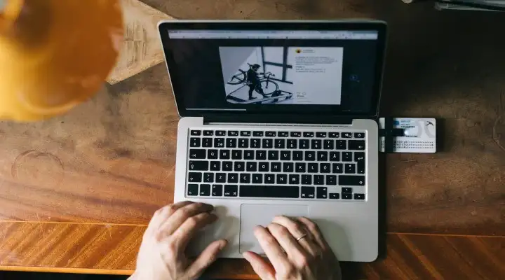 Kiire interneti püsiühendus Kiire interneti püsiühendus